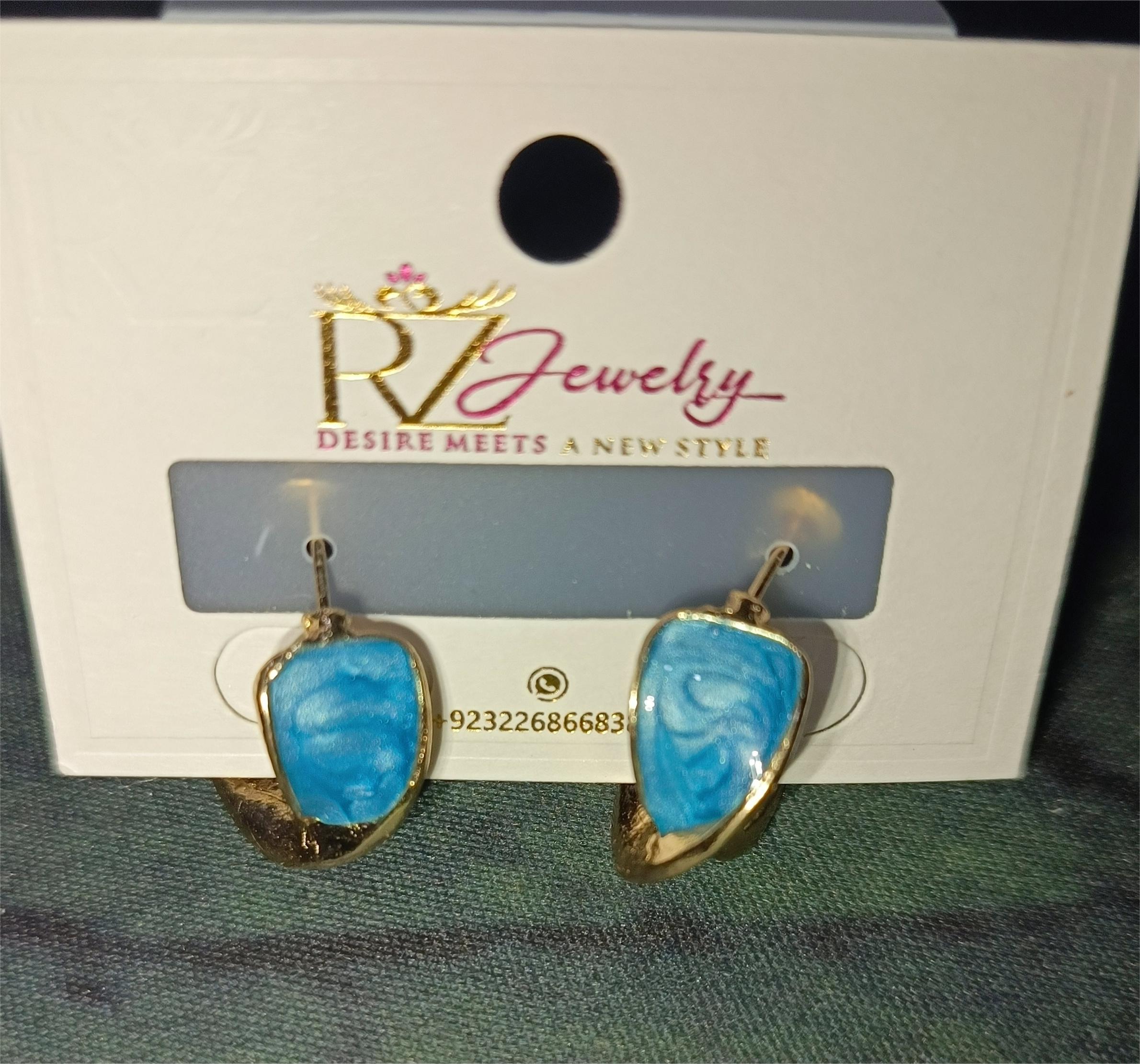 Earning-003--75 Elegant Small Stud Earrings for Everyday Use