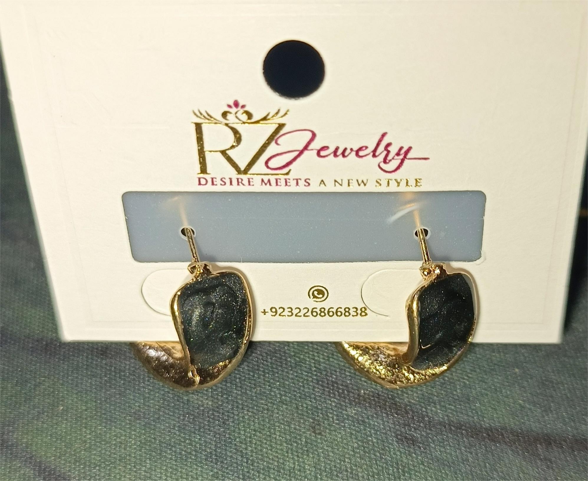 Earning-003--75 Elegant Small Stud Earrings for Everyday Use