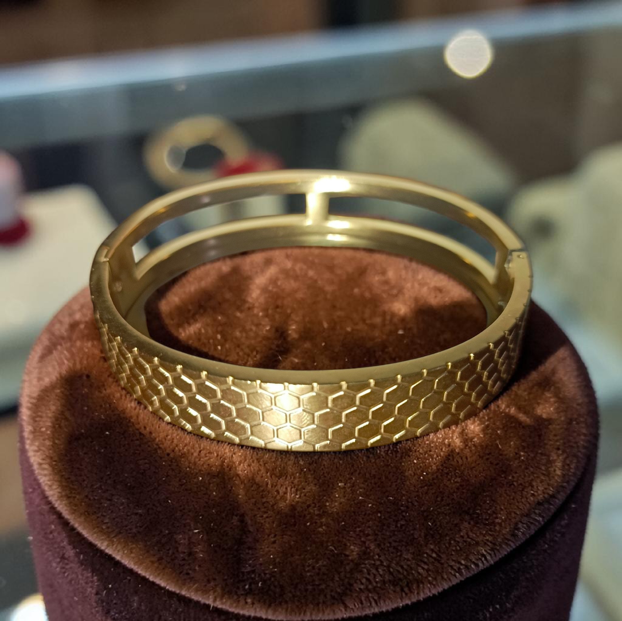 Premium Gold Honeycomb Bangle Bracelet for Women – Modern Designer Jewellery